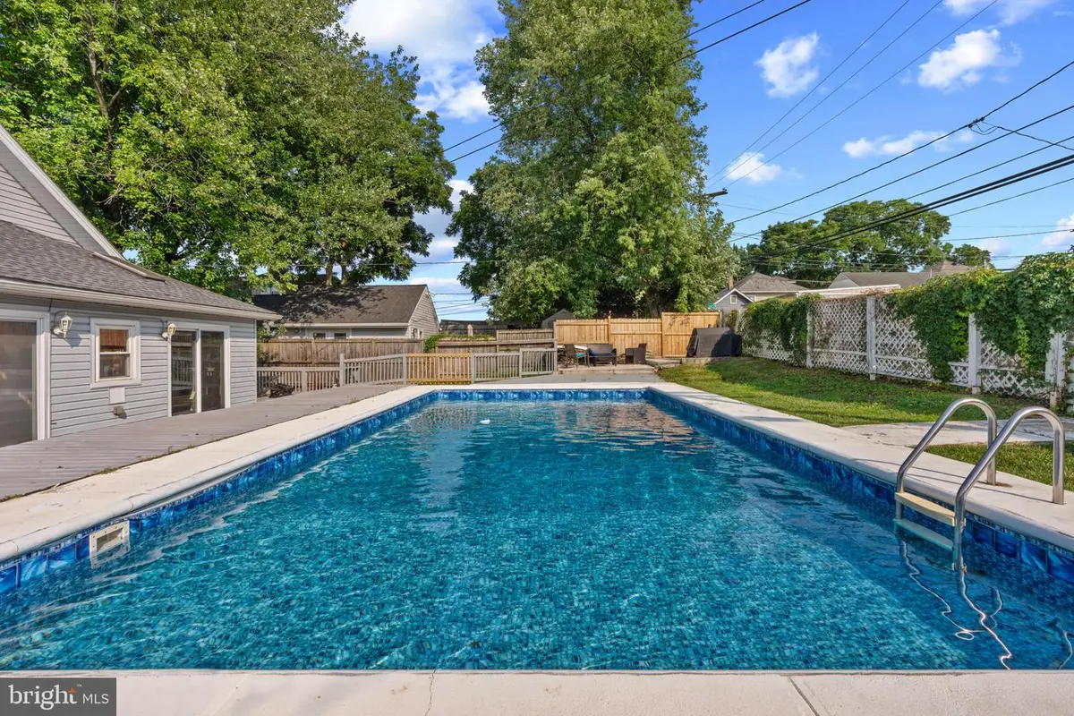 113 W Edgevale Road, Baltimore, MD 21225 - #1
