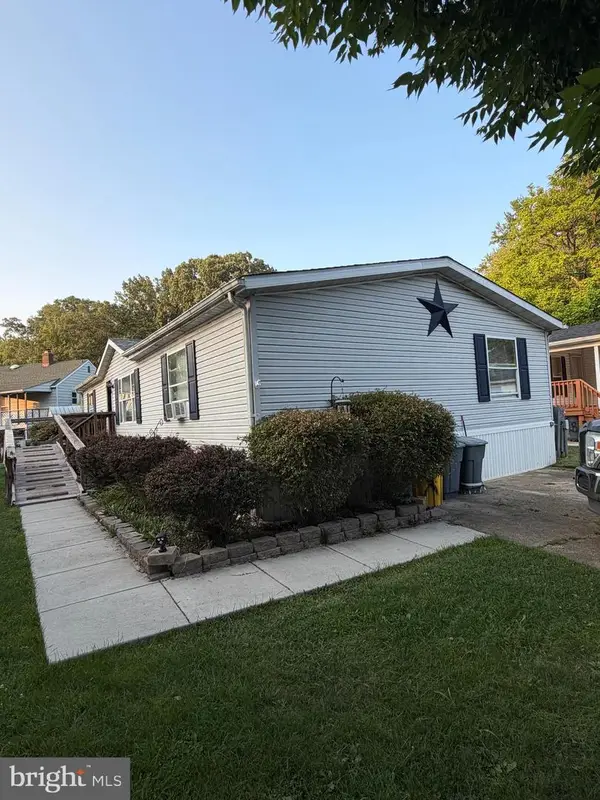 173 Sonnys Ct, LOTHIAN, MD 20711