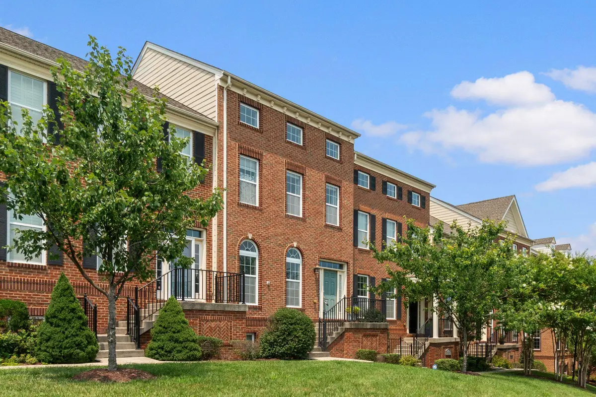 7673 Elmcrest Rd, Hanover, MD 21076 - #1