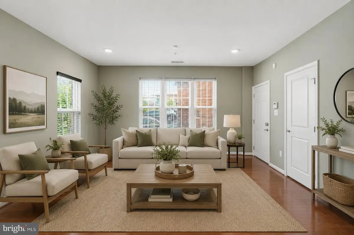 8021 Orchard Grove Rd, Odenton, MD 21113 - #1