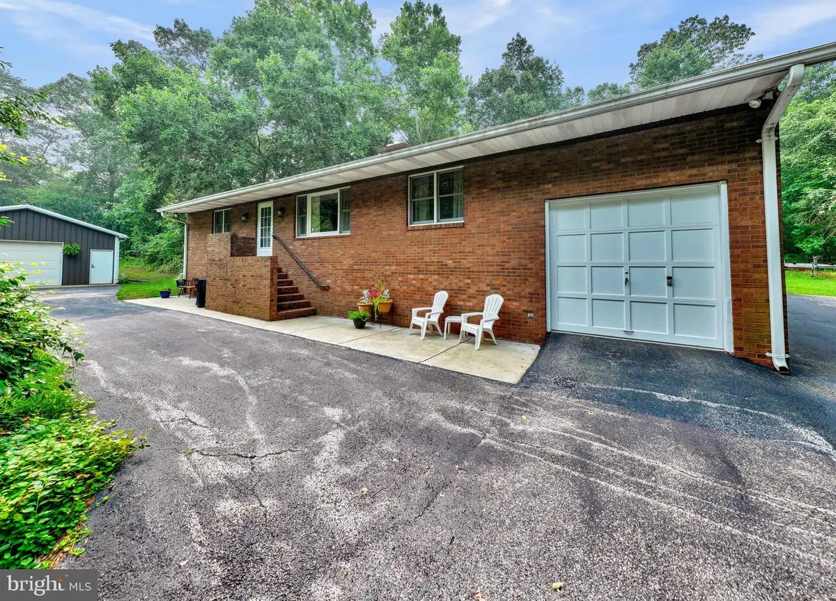 7143 Race Rd, Hanover, MD 21076 - #1
