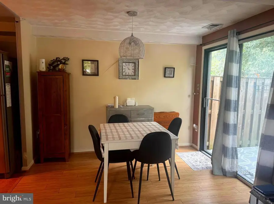 528 Glen Ct, Glen Burnie, MD 21061 - #3