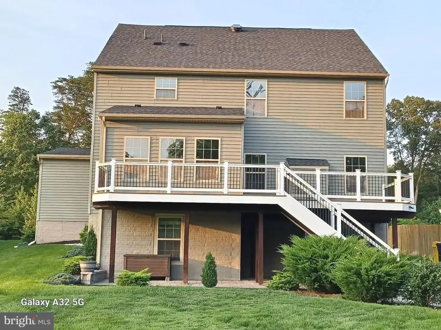 8209 Heraldry Dr, Severn, MD 21144 - #3