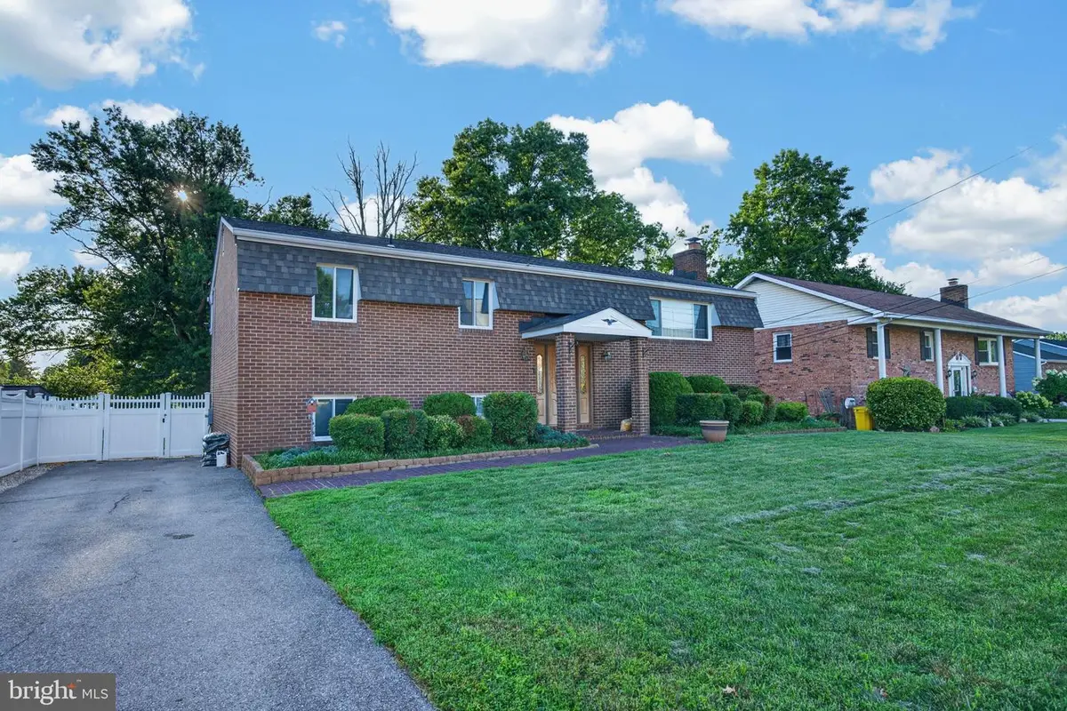 6584 Brentwood Rd, Linthicum Heights, MD 21090 - #1
