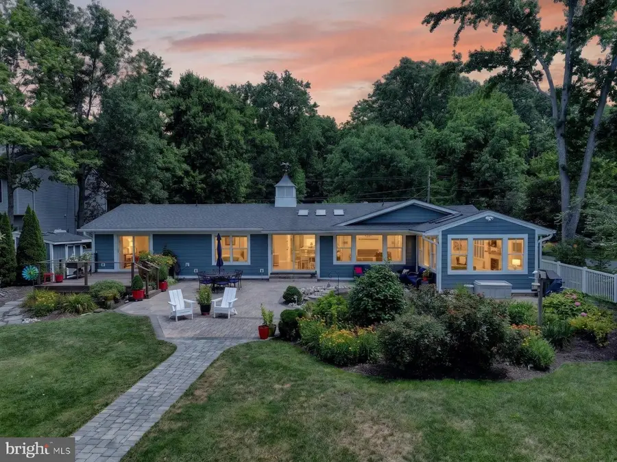 3924 W Shore Dr, Edgewater, MD 21037 - #3