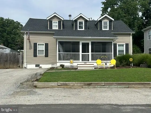 1623 Shore Dr, Edgewater, MD 21037 - #1