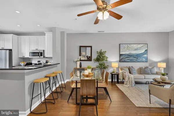2002 Peggy Stewart Way #205, ANNAPOLIS, MD 21401