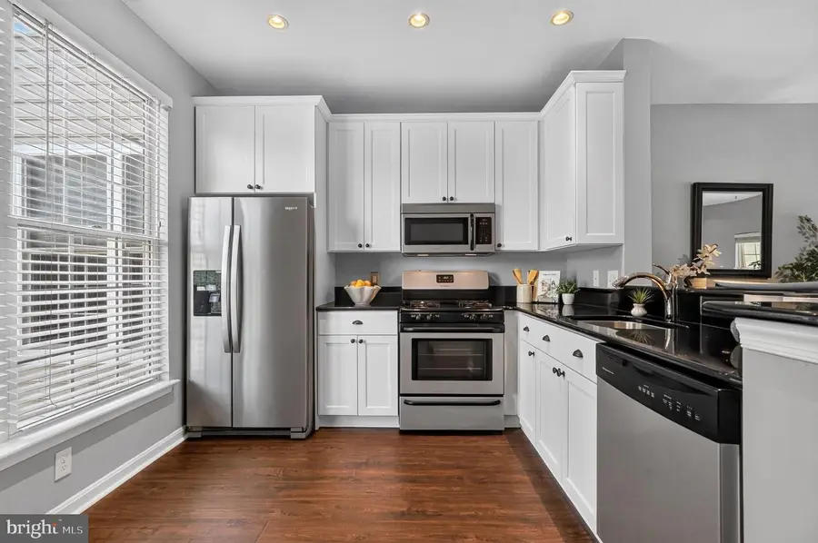 2002 Peggy Stewart Way #205, Annapolis, MD 21401 - #2