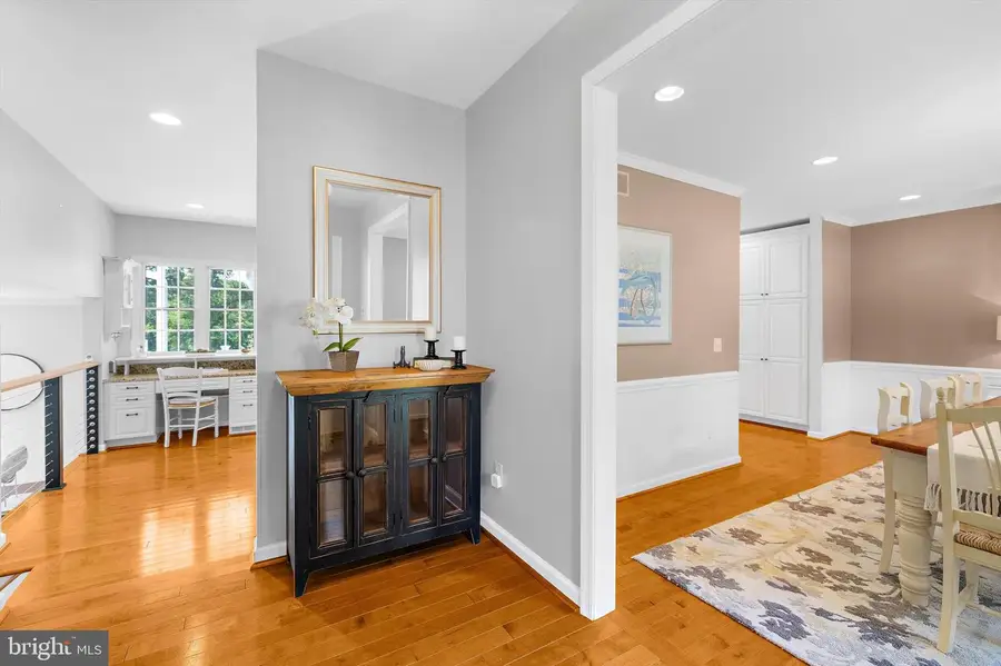 527 Bay Hills Dr, Arnold, MD 21012 - #3