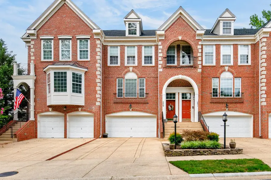 249 Galewood Dr, Edgewater, MD 21037 - #2