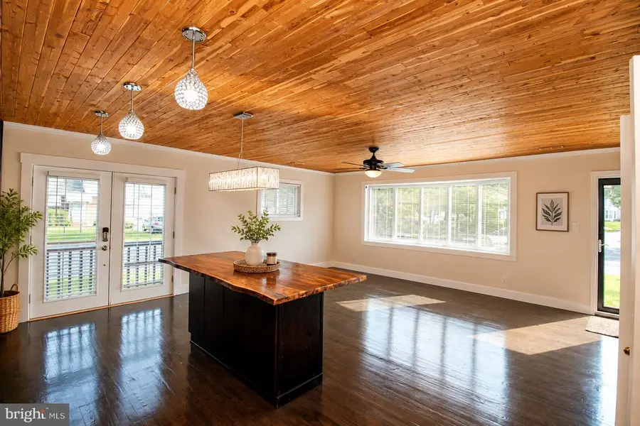 312 N Hammonds Ferry Rd, Linthicum Heights, MD 21090 - #3