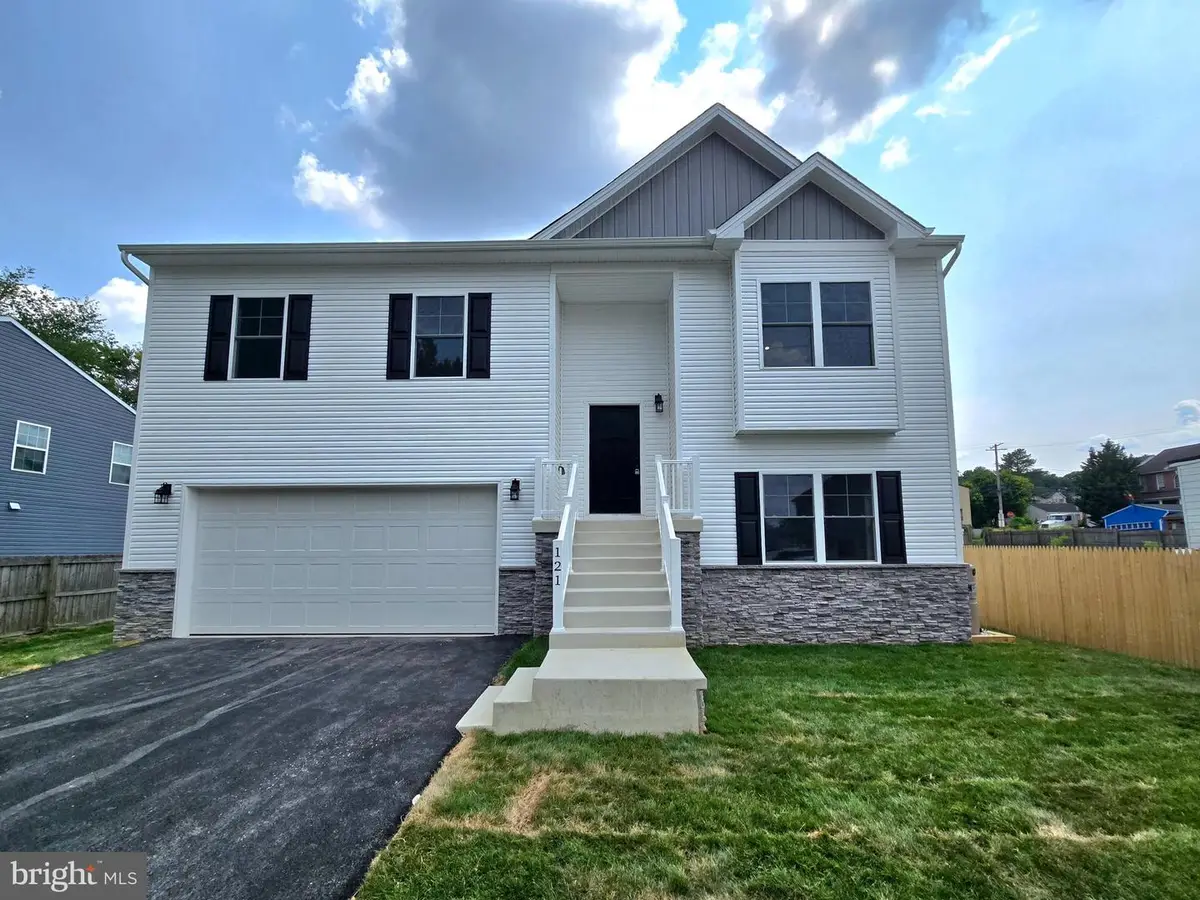 121 Bishop Ave, Baltimore, MD 21225 - #1