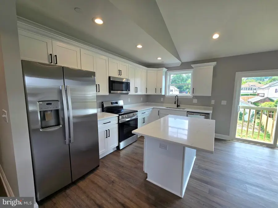 121 Bishop Ave, Baltimore, MD 21225 - #2