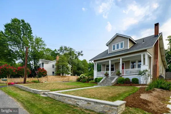 208 Edgewater Dr, EDGEWATER, MD 21037