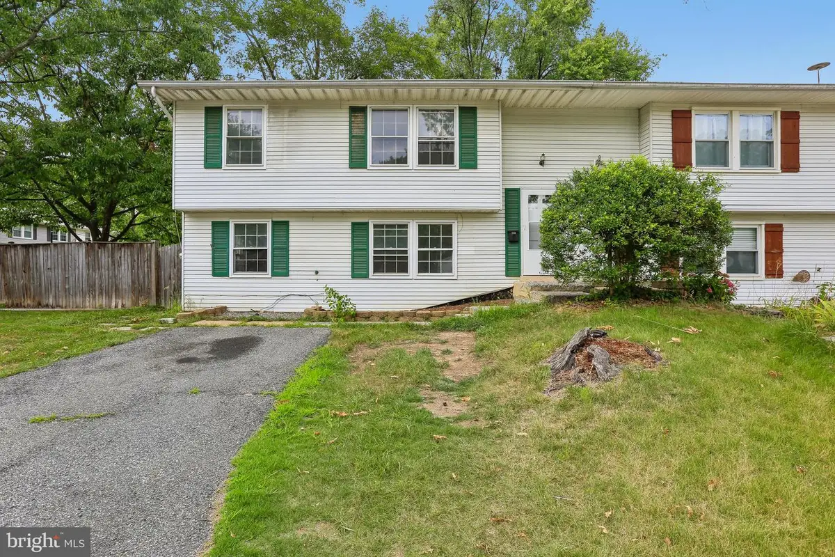 720 Chapelgate Dr, Odenton, MD 21113 - #1
