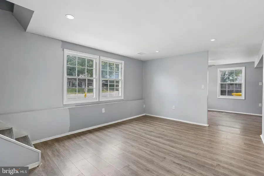 720 Chapelgate Dr, Odenton, MD 21113 - #2