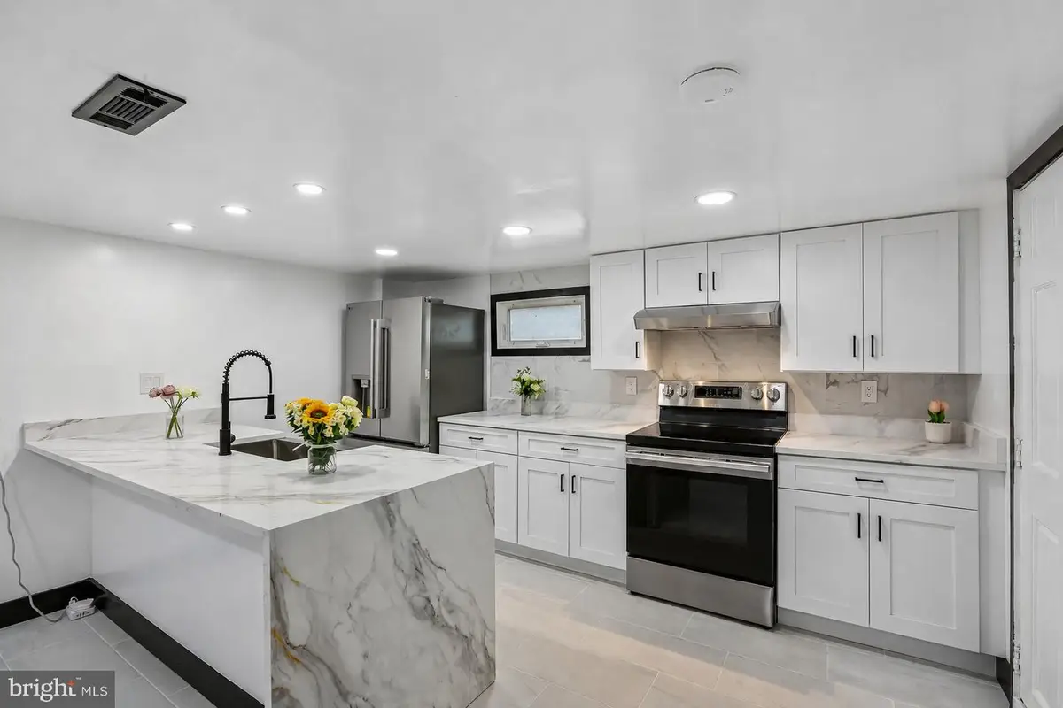 1110 Bradley Rd, Pasadena, MD 21122 - #1