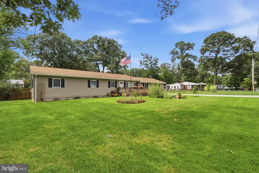550 Sunset Knoll Rd, Pasadena, MD 21122 - #2