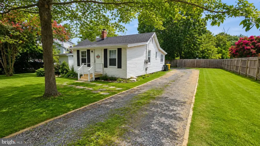 1314 Pine St, Shady Side, MD 20764 - #2
