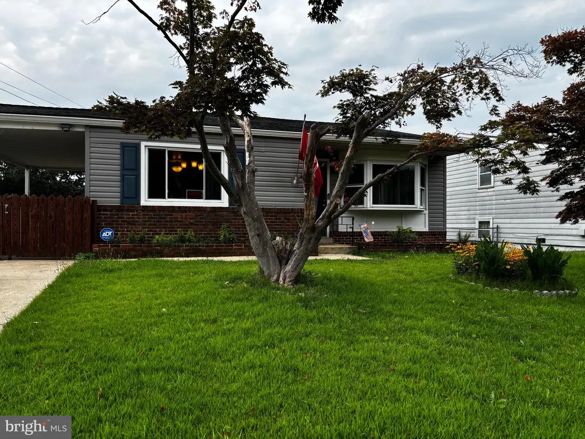 811 Lynvue Rd, Linthicum Heights, MD 21090 - #1