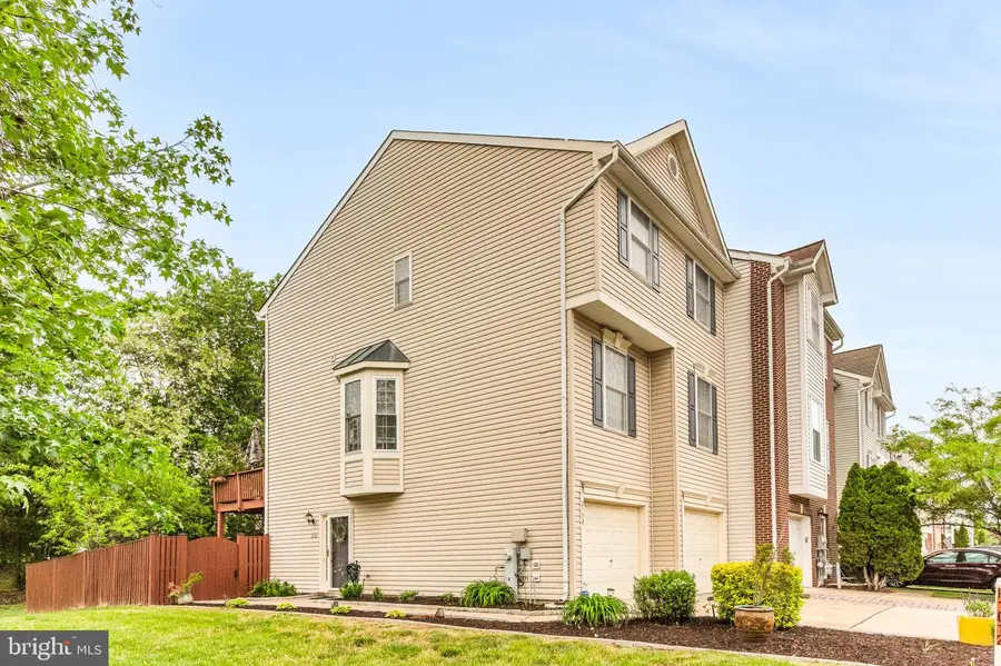 2152 Millhaven Dr, Edgewater, MD 21037 - #3