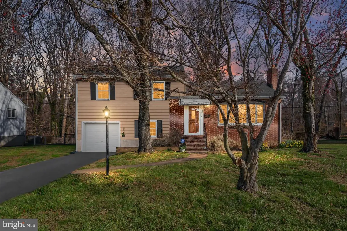 409 Laclair Ave, Linthicum Heights, MD 21090 - #1