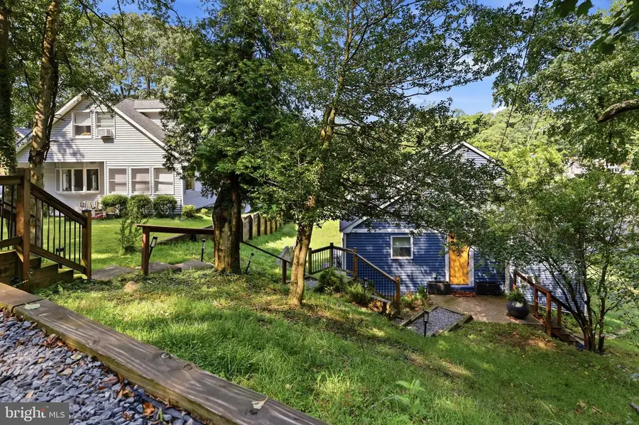8014 Forest Glen Dr, Pasadena, MD 21122 - #3