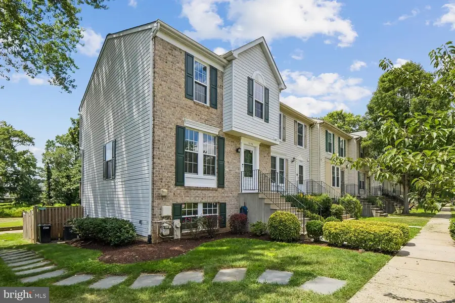 1546 Falstone Ln, Crofton, MD 21114 - #2