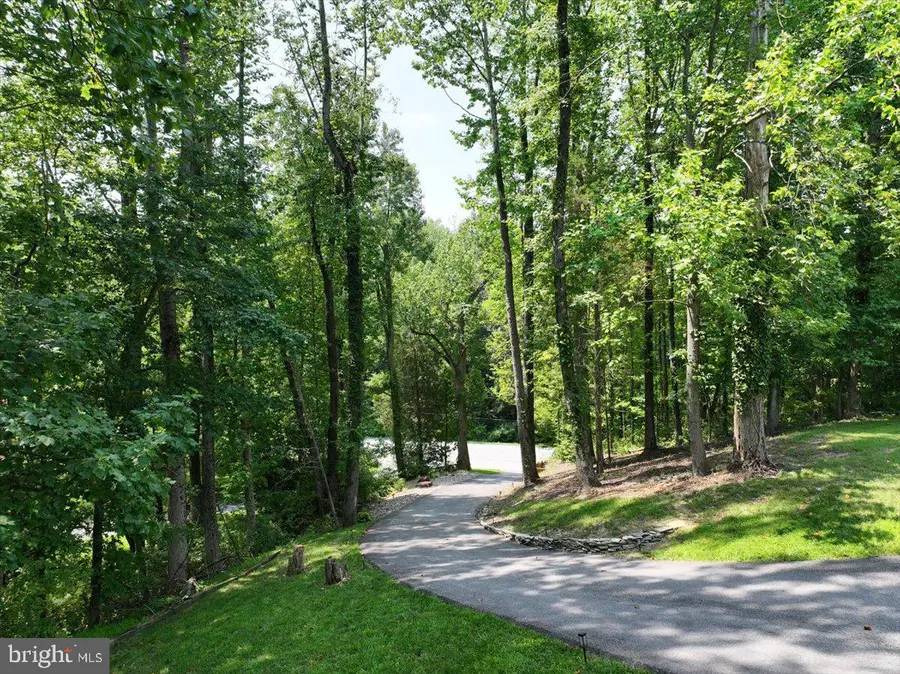 6271 Solomons Island Rd, Tracys Landing, MD 20779 - #2