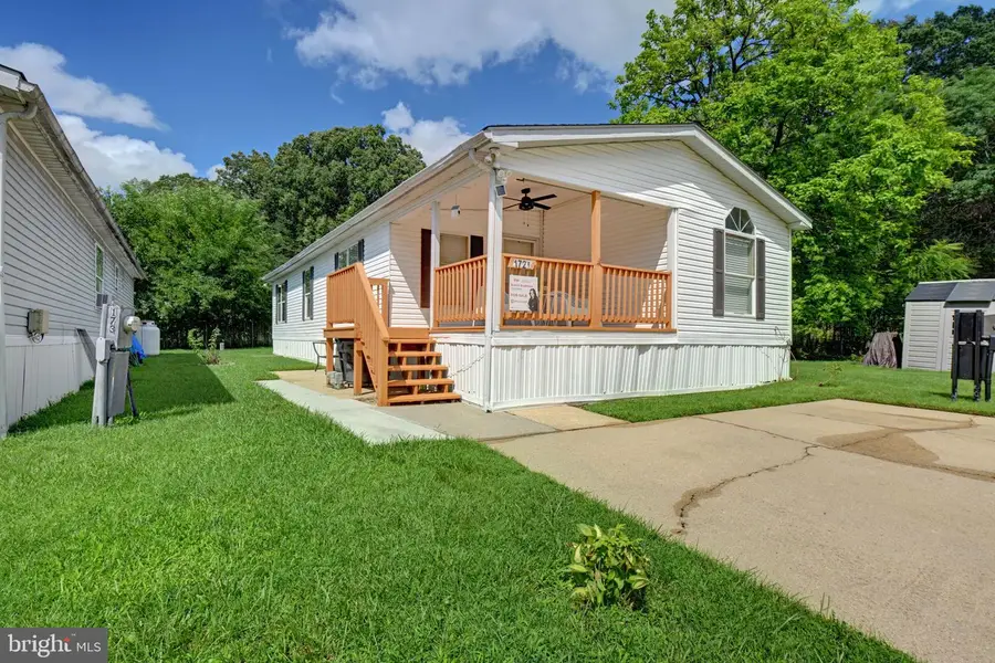 172 B Sonnys Ct, Lothian, MD 20711 - #2