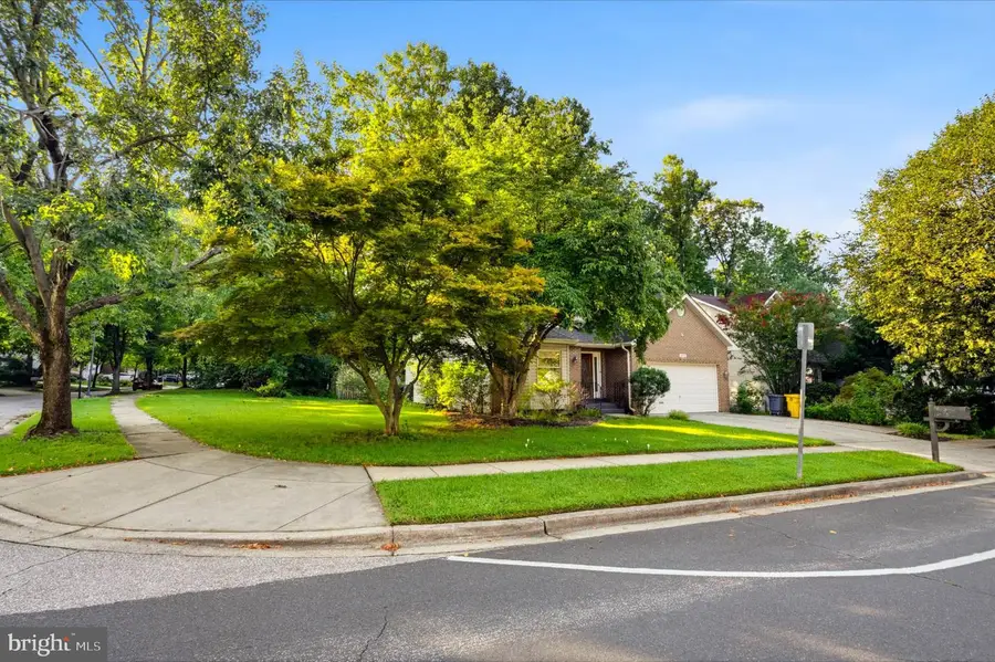 1823 Hyman Ln, Crofton, MD 21114 - #2
