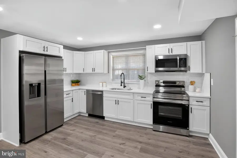 1194 Oak Ave, Shady Side, MD 20764 - #2