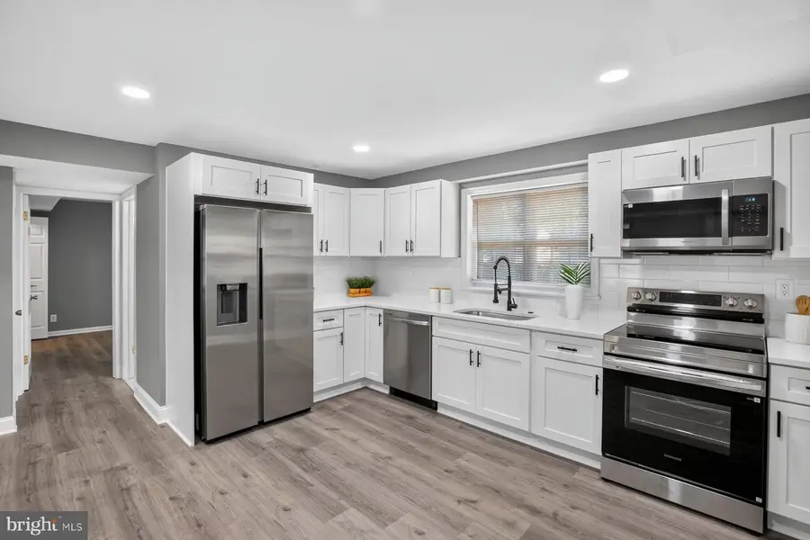 1194 Oak Ave, Shady Side, MD 20764 - #3