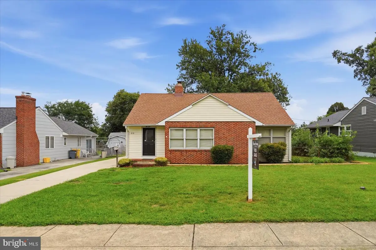 210 Mountain Rd, Linthicum Heights, MD 21090 - #1