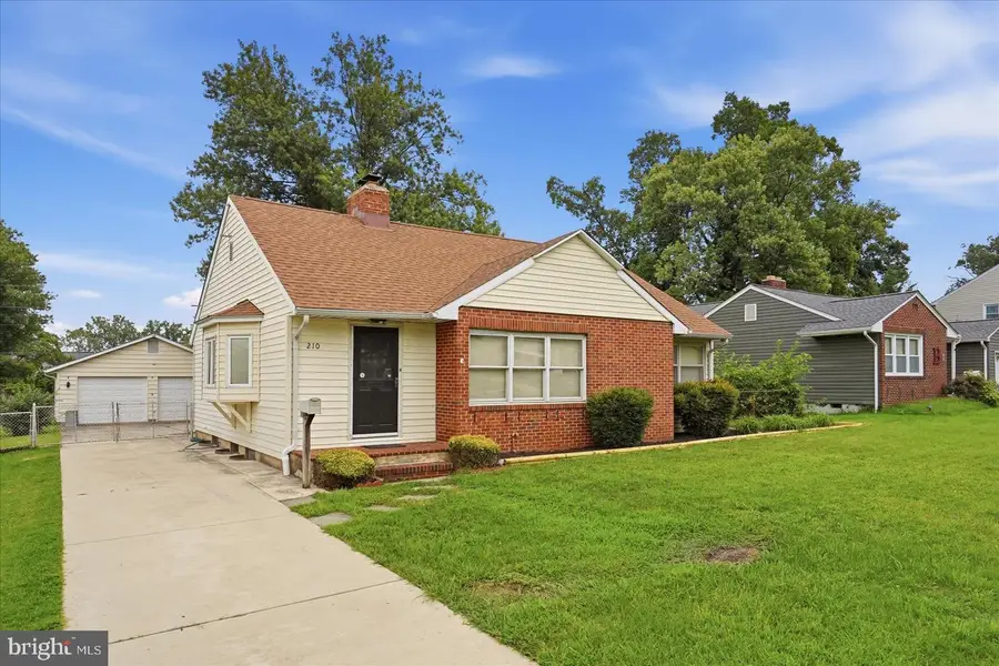 210 Mountain Rd, Linthicum Heights, MD 21090 - #2