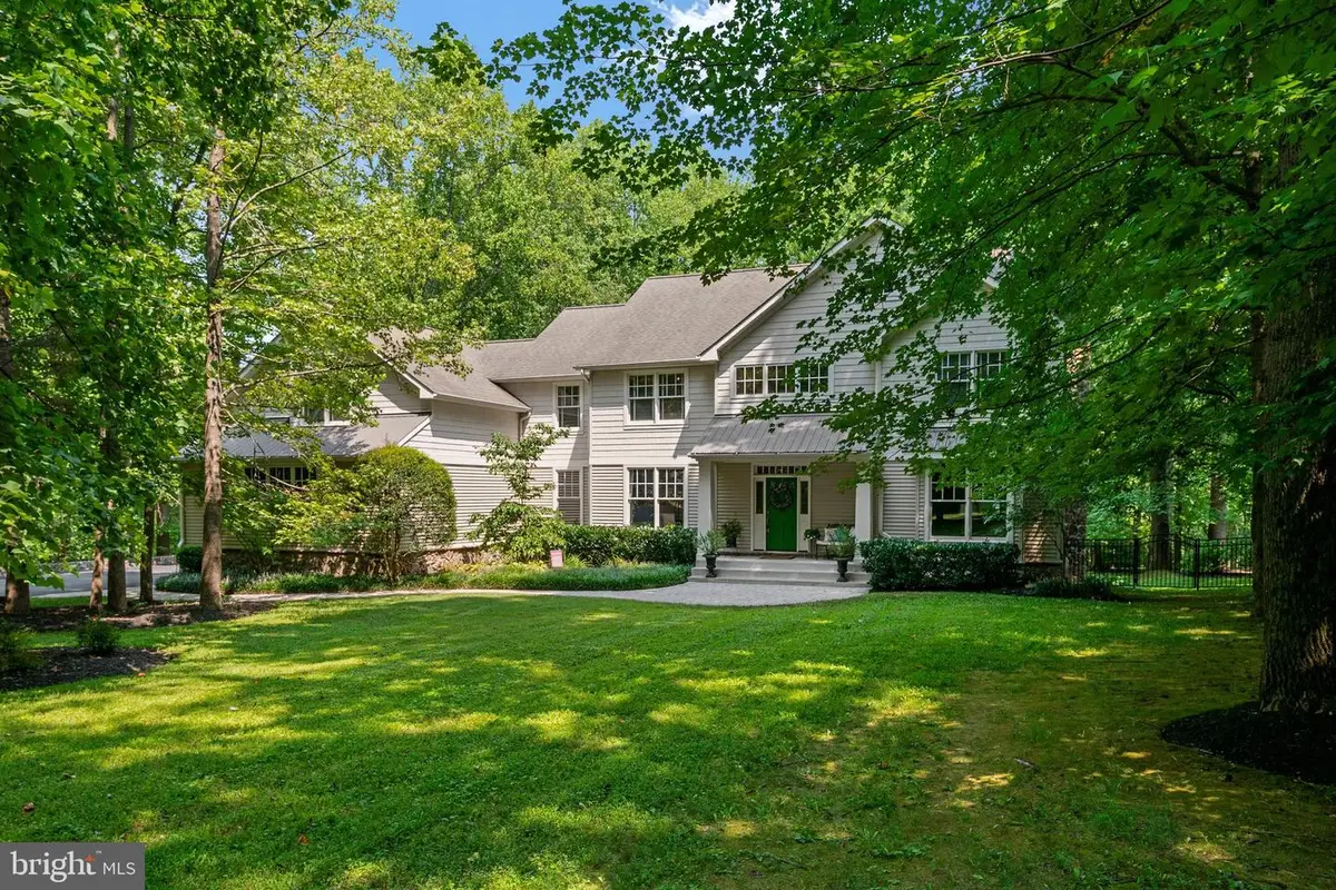 5223 Grenock Dr, Lothian, MD 20711 - #1