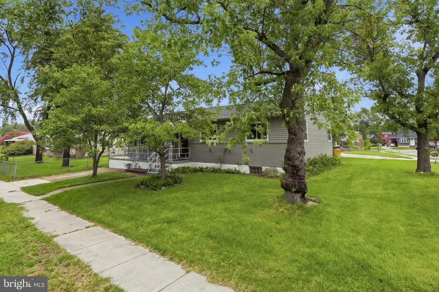205 Hollywood Ct, Glen Burnie, MD 21060 - #2