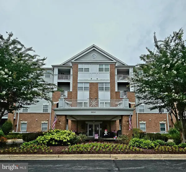 2604 Chapel Lake Dr #202, GAMBRILLS, MD 21054