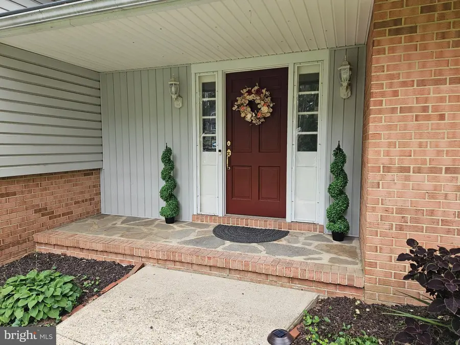 212 Oak Ave, Severna Park, MD 21146 - #2