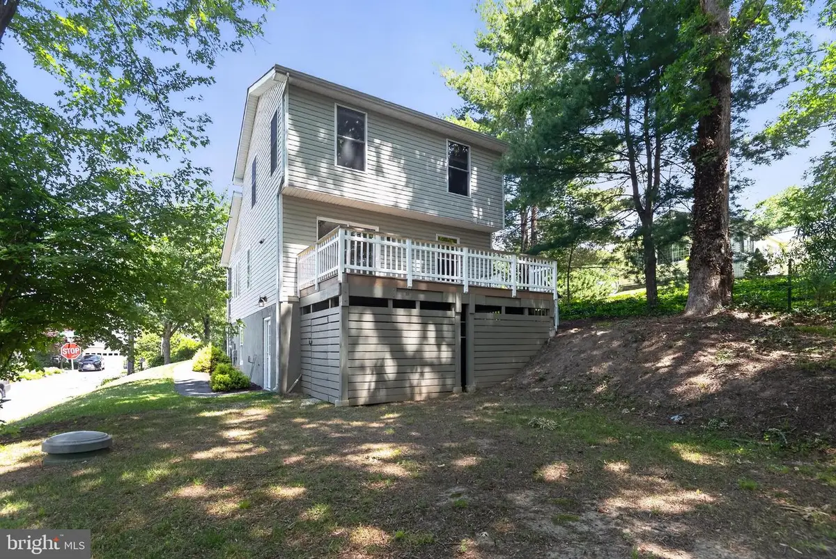 607 Overhill Dr, Edgewater, MD 21037 - #1