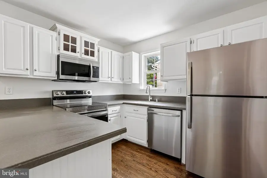7736 Woodlawn Ave, Pasadena, MD 21122 - #2