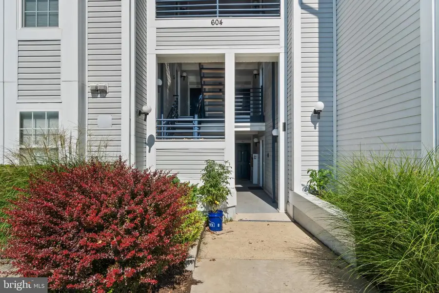 604 Moonglow Rd #304, Odenton, MD 21113 - #2