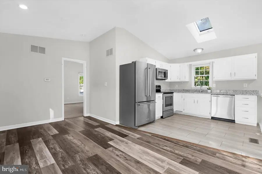 128 Delaware Ave, Pasadena, MD 21122 - #3
