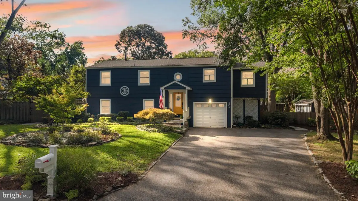 204 Mill Harbor Dr, Arnold, MD 21012 - #1