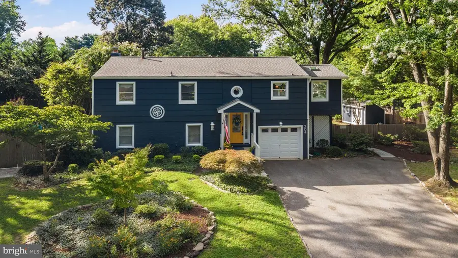 204 Mill Harbor Dr, Arnold, MD 21012 - #2