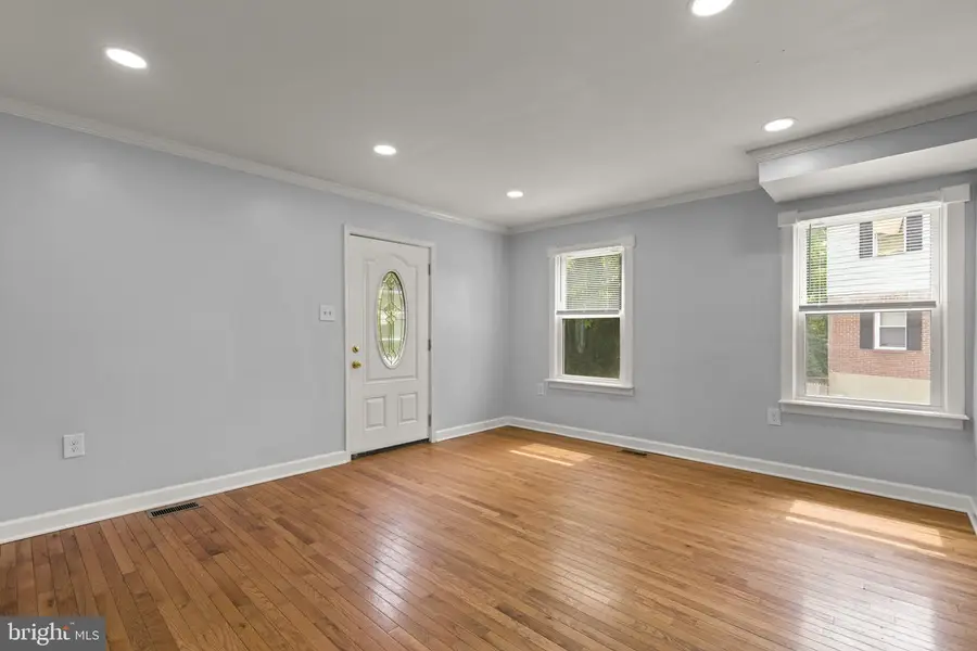 8247 Parham Ct, Severn, MD 21144 - #3