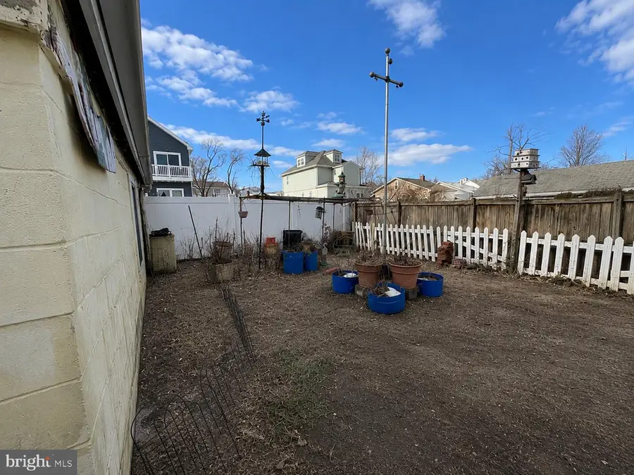 262 Meadow Rd, Pasadena, MD 21122 - #3