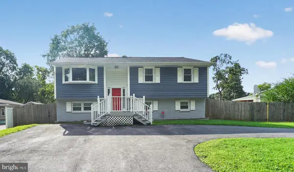 7849 Elizabeth Rd, PASADENA, MD 21122