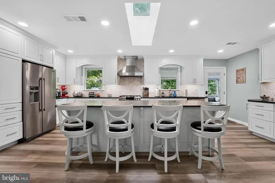 7849 Elizabeth Rd, Pasadena, MD 21122 - #2
