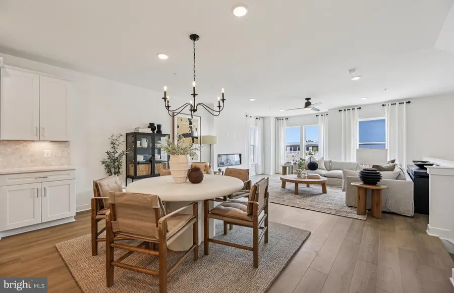 1156 Crested Wood Dr, Laurel, MD 20724 - #3